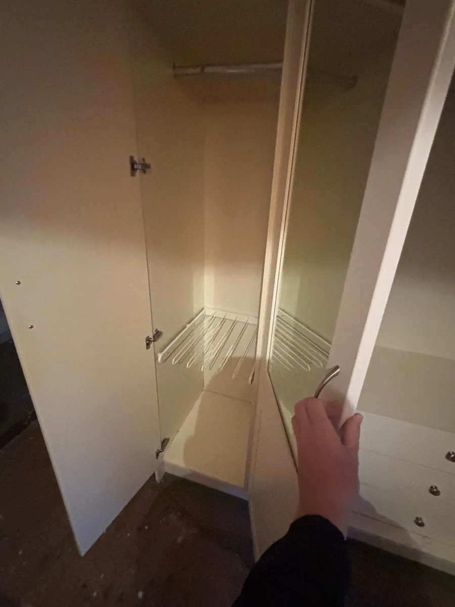Wardrobes - Image 3