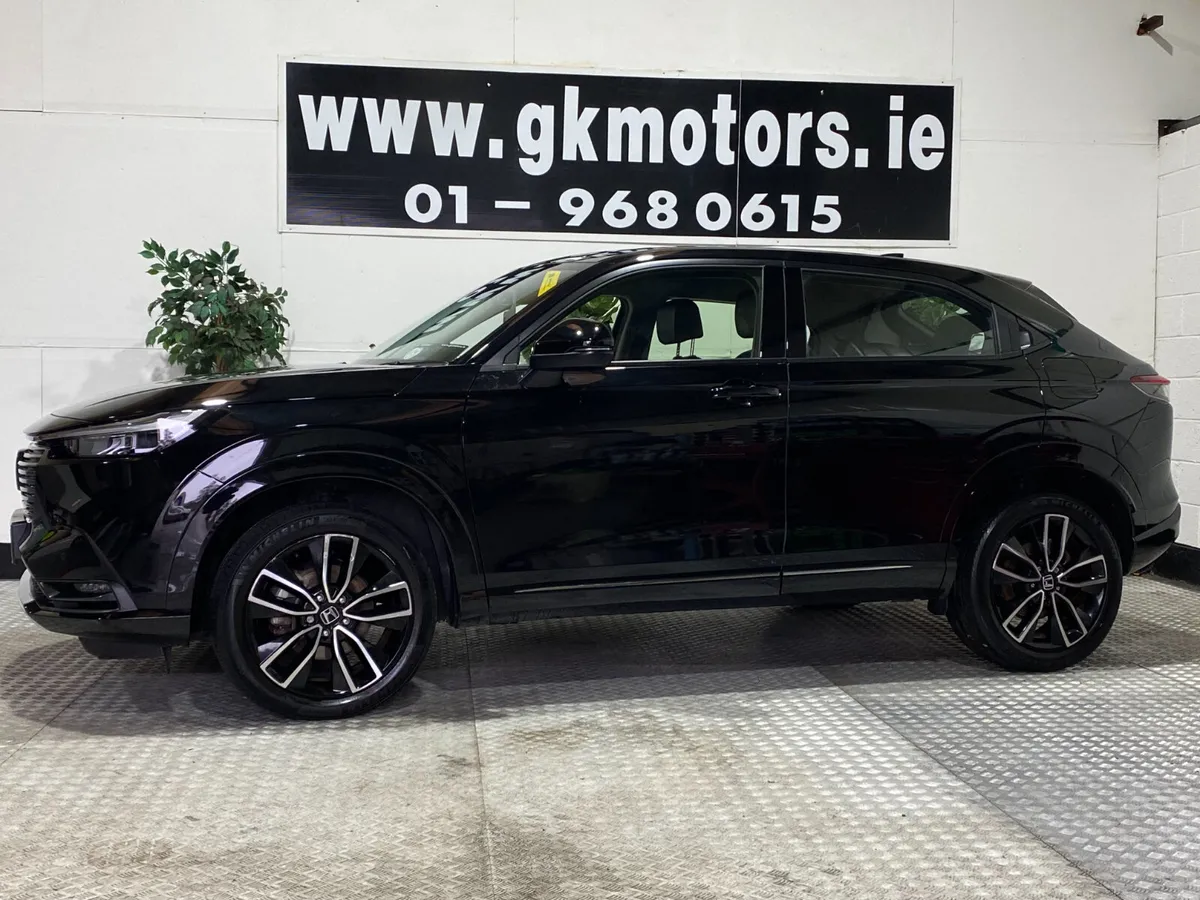 Honda HR-V 2023//PETROL//HYBRID//HIGH SPEC - Image 3