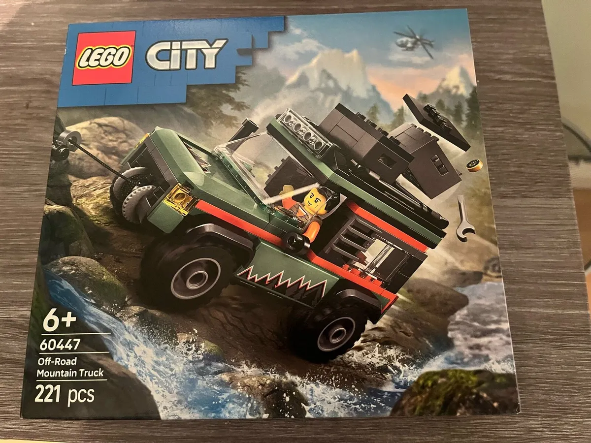 Lego City Off-Road Mountain Truck (60447) - Image 1