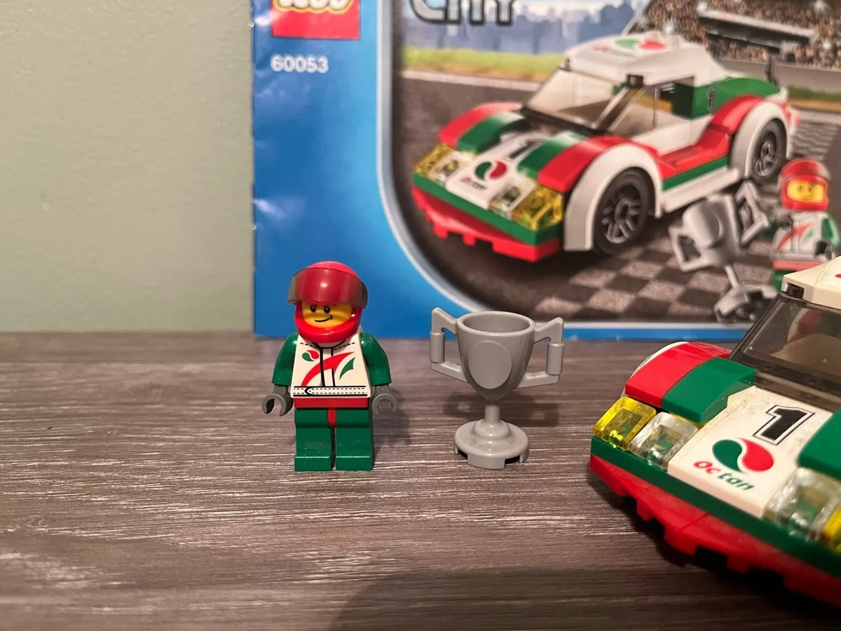Lego City Race Car (60053) - Image 3