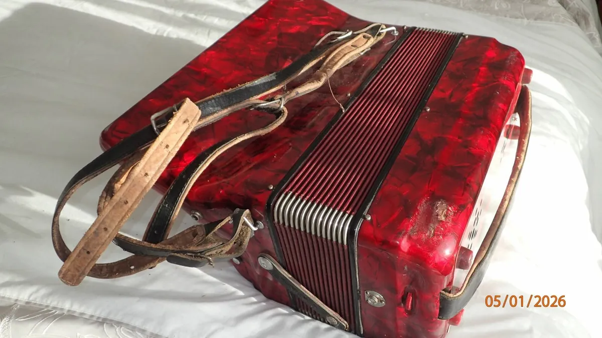 Accordion Paolo Soprani. - Image 4