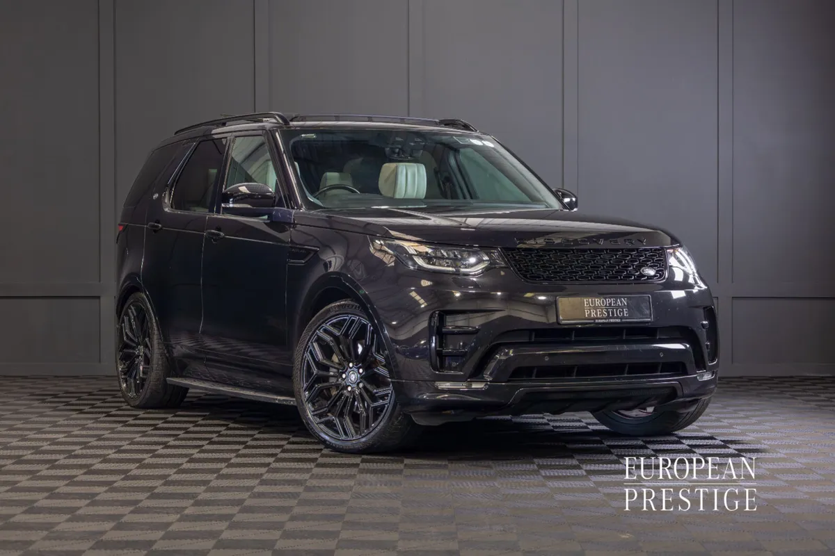 202 Land Rover Discovery HSE Luxury 7 Seater - Image 1