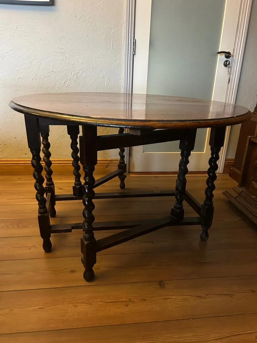 Fold out dining table - Image 1