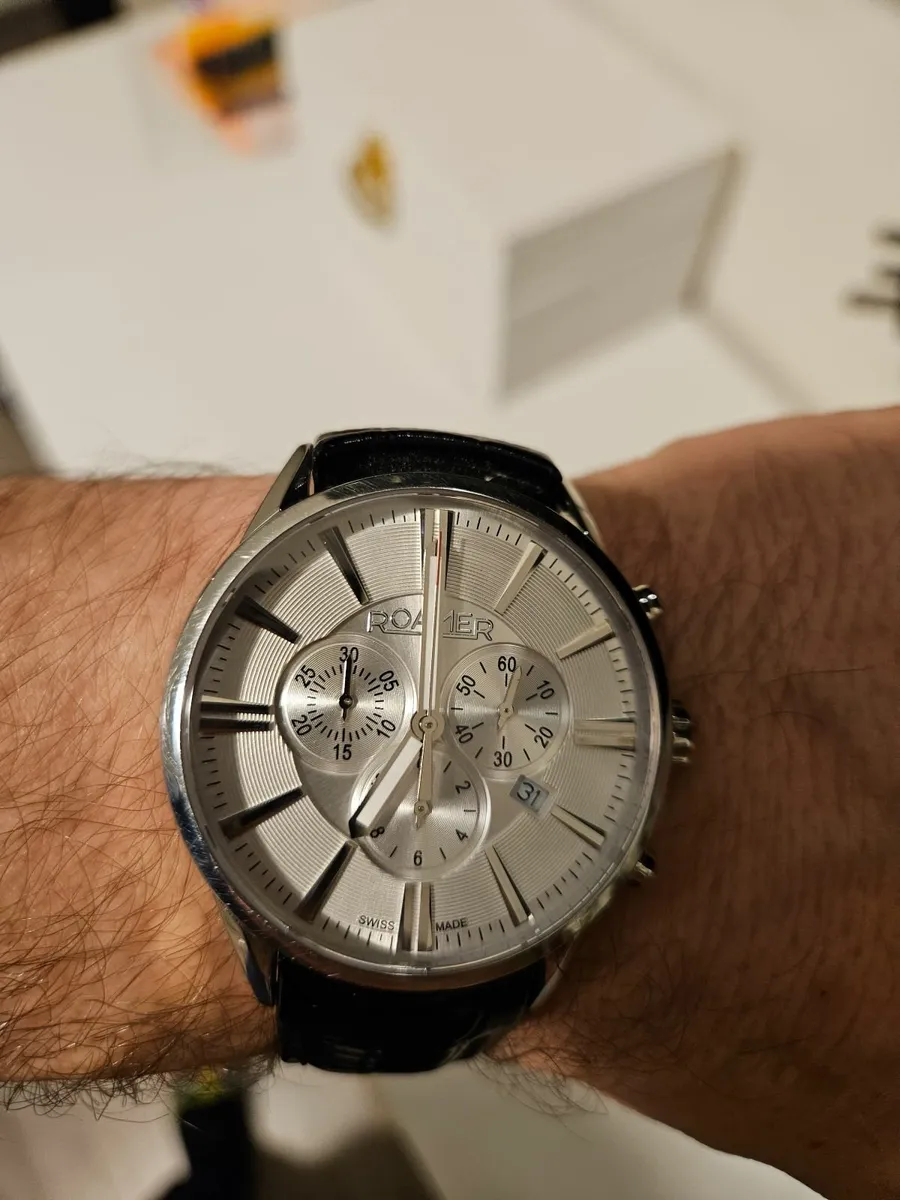 Watch man - Image 3