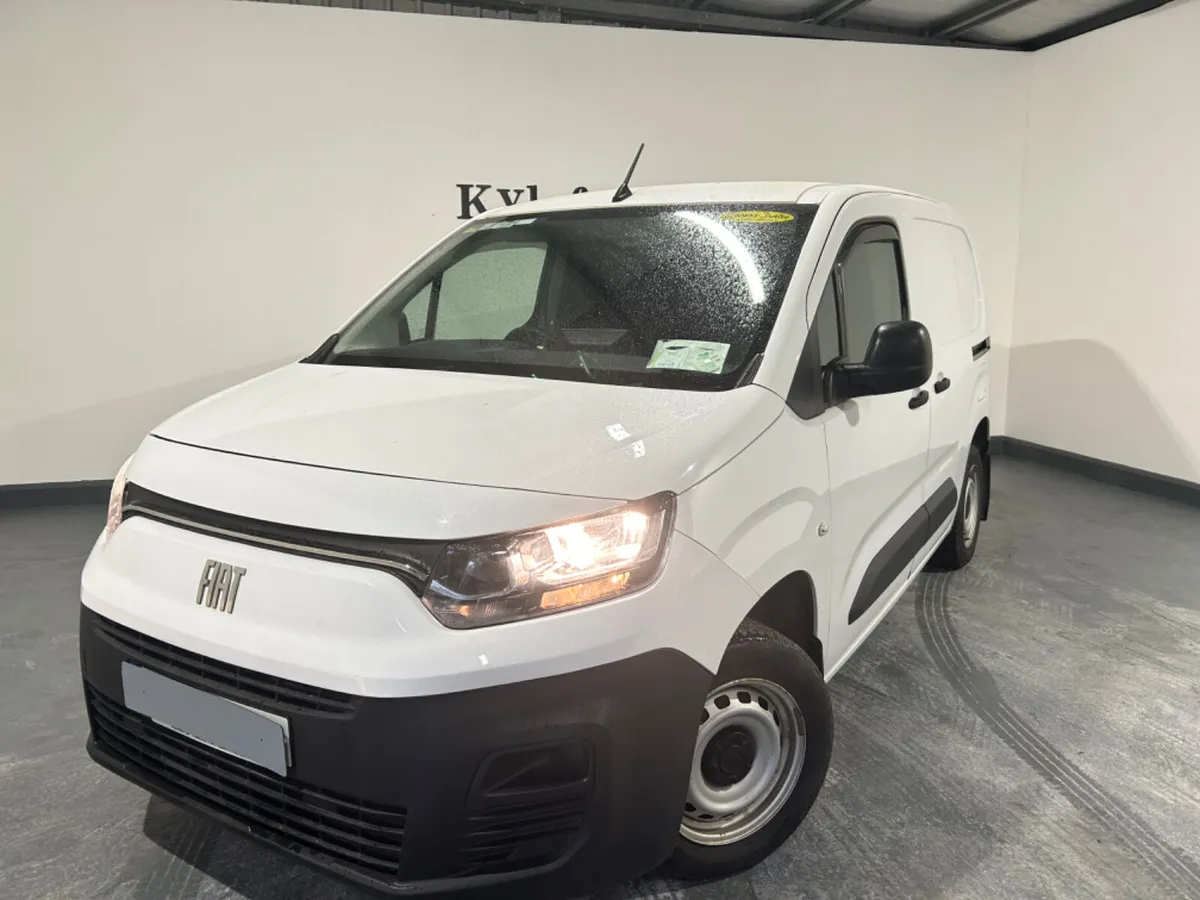 Fiat Doblo 2023 - Image 2