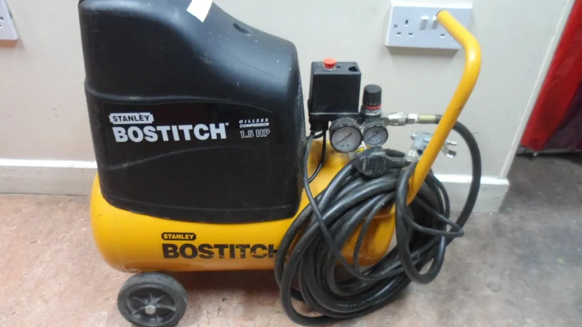 Stanley Oilless Compressor 1.5HP - Image 1