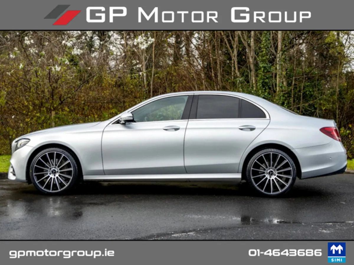 Mercedes-Benz E-Class E220D AMG LINE PREMIUM 4MATI - Image 3