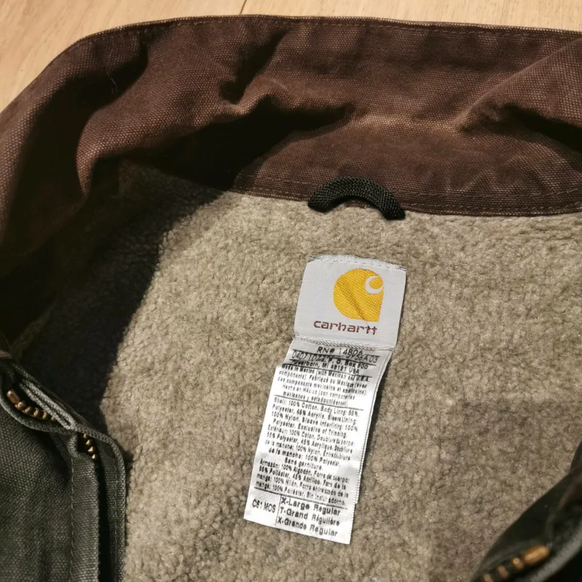 Carhartt jacket - Image 4
