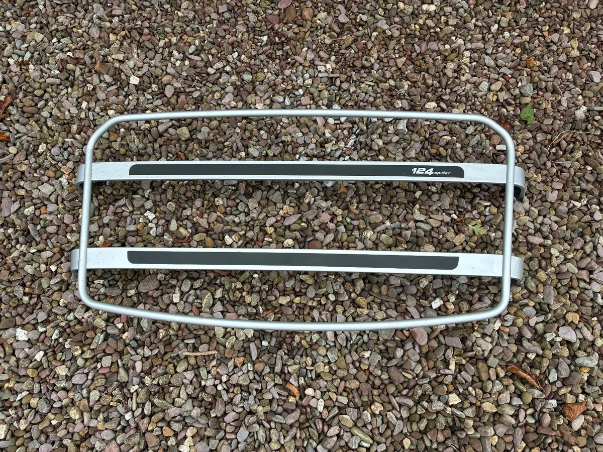 Fiat 124 spider boot rack