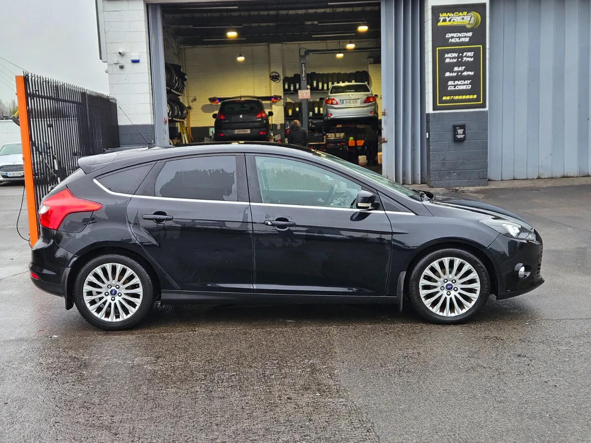 Ford Focus 1.5 TDCI TITIANUM - Image 4