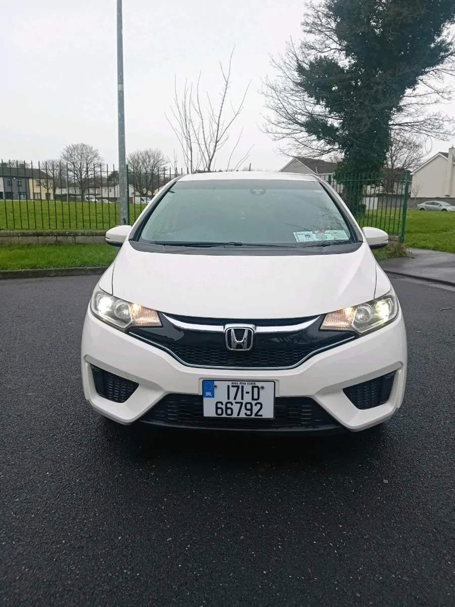 Honda Fit Hybrid Automatic low mileage - Image 1