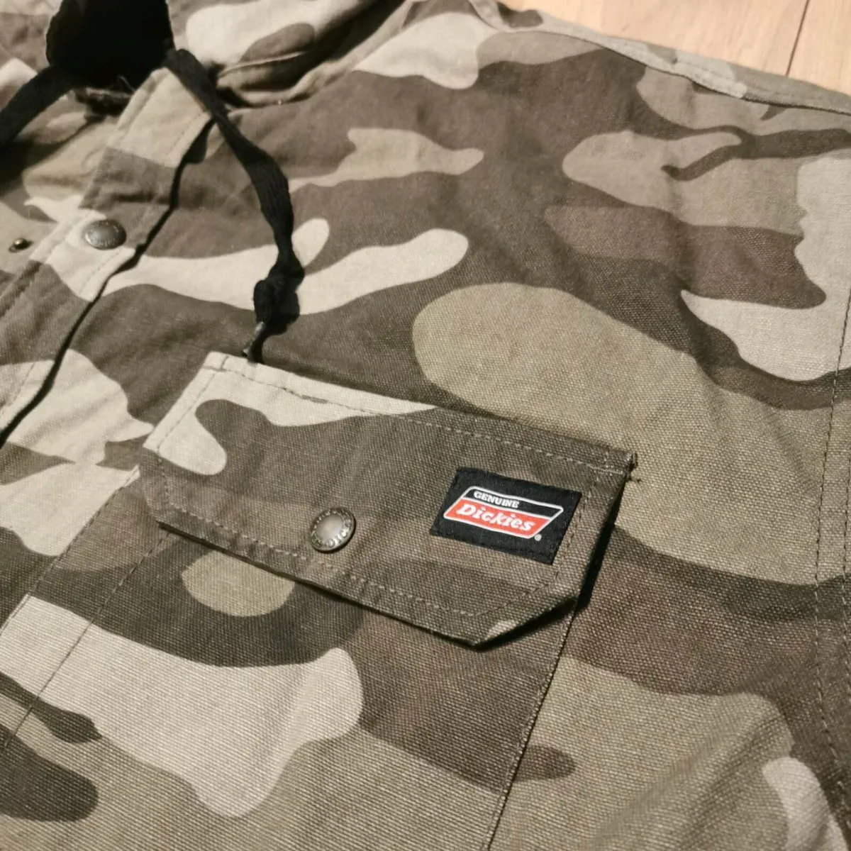 Dickies camo jacket - Image 2