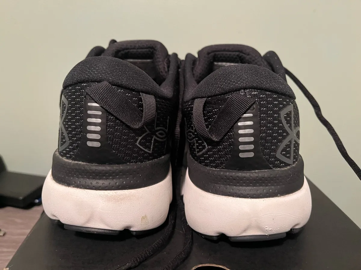 Under Armour HOVR Infinite 5 Runners - Image 4