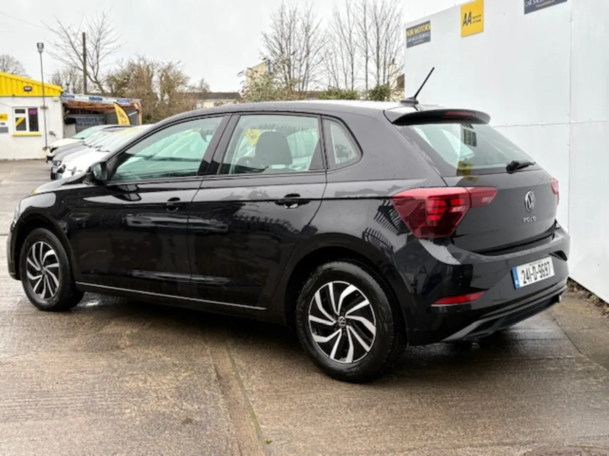 Volkswagen Polo 2024 1.0 LIFE - Image 4