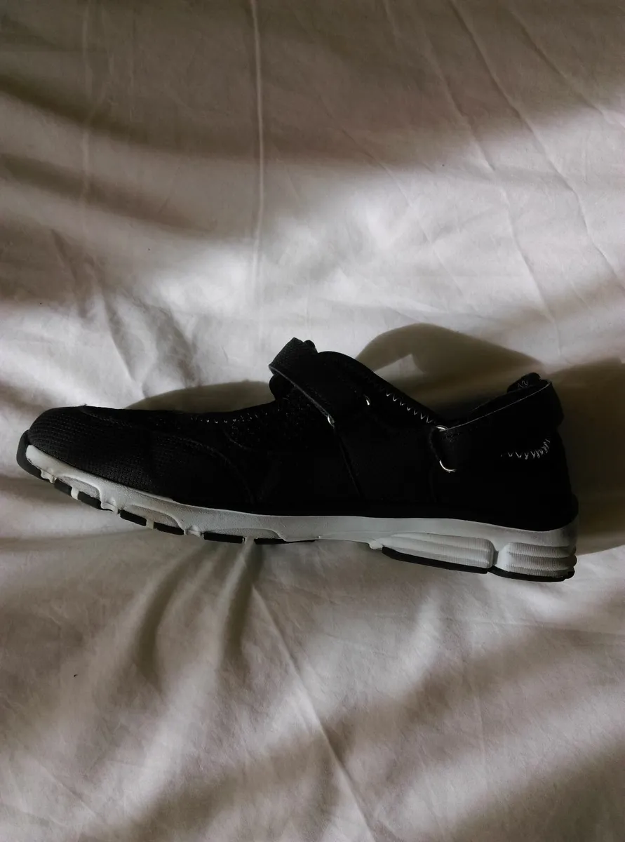 BRAND NEW shoes Swedan Kle size 40 - Image 4