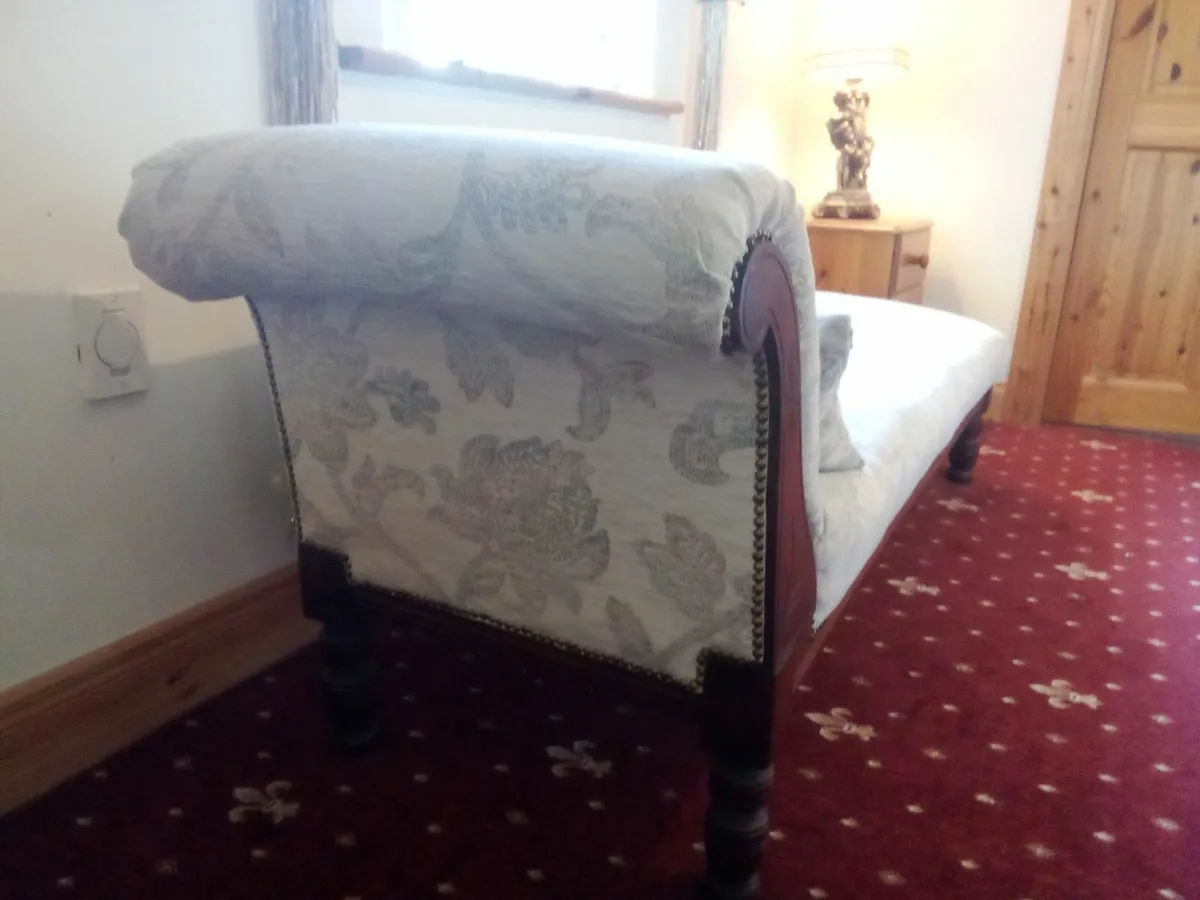Victorian chaise longue. Oak frame. - Image 3