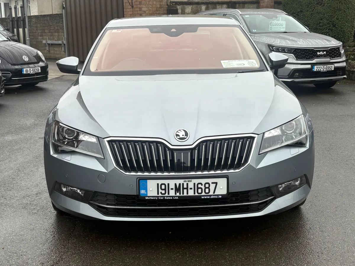 191 Skoda Superb L&K 2.0 Diesel *Huge Spec* - Image 2