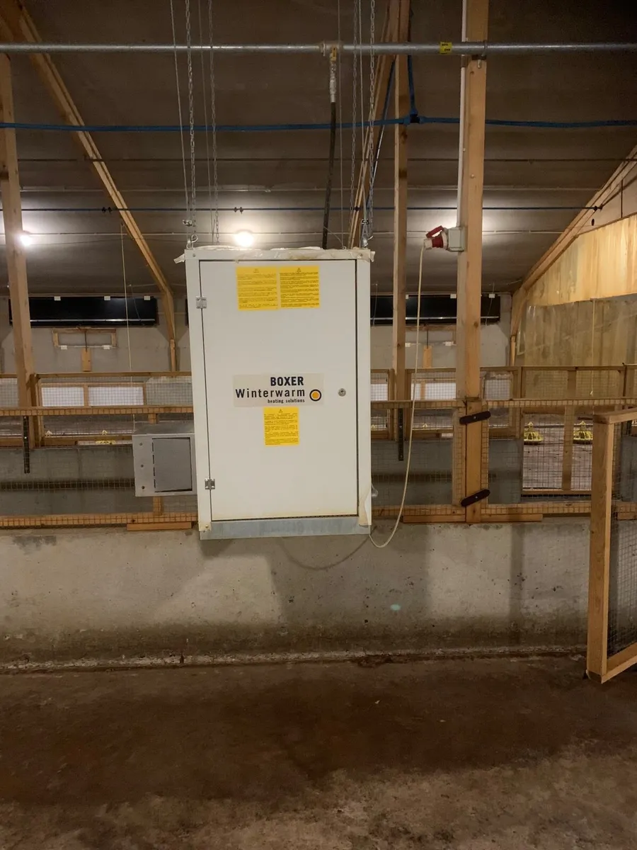 Roxell poultry feed lines and box heaters - Image 2