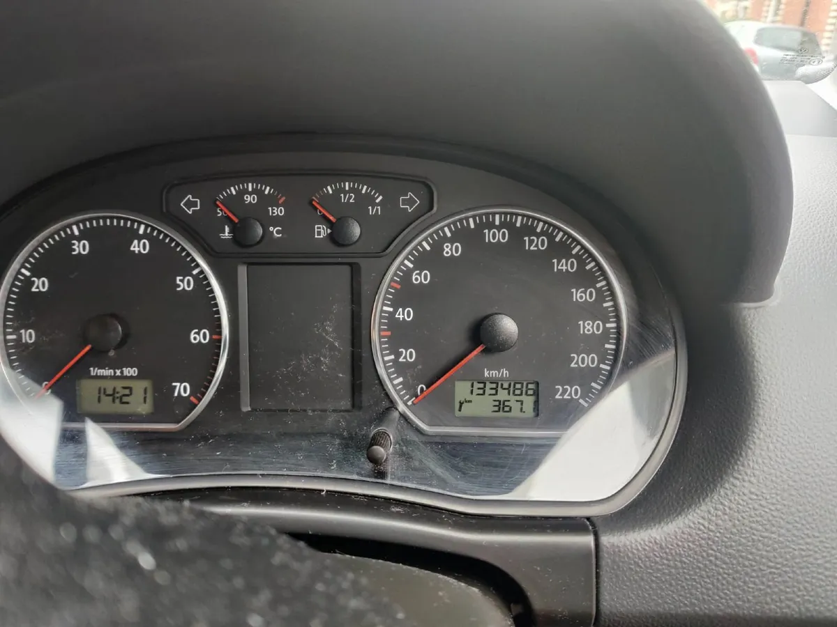 Volkswagen Polo 2007 - Image 2