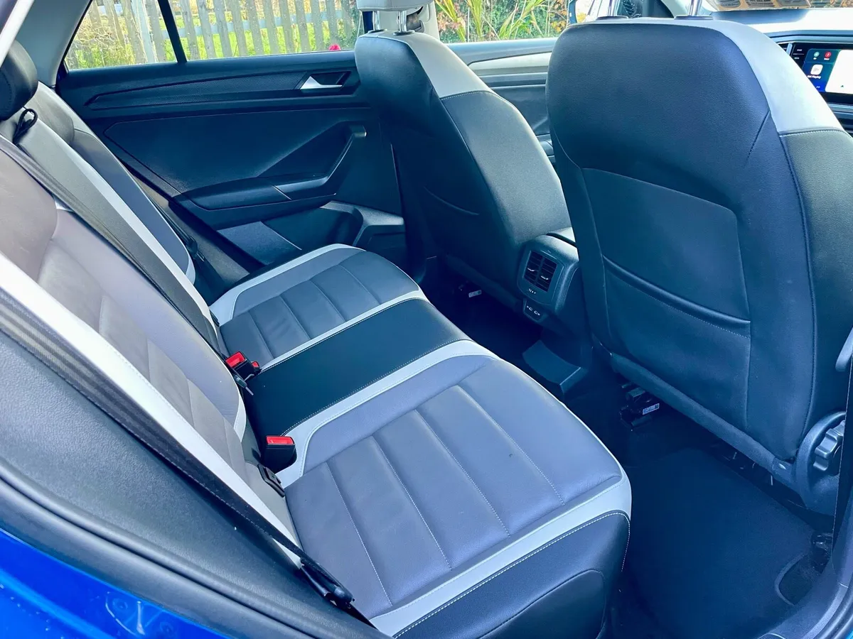 VW T Roc SUV -211 Design Model - Image 4