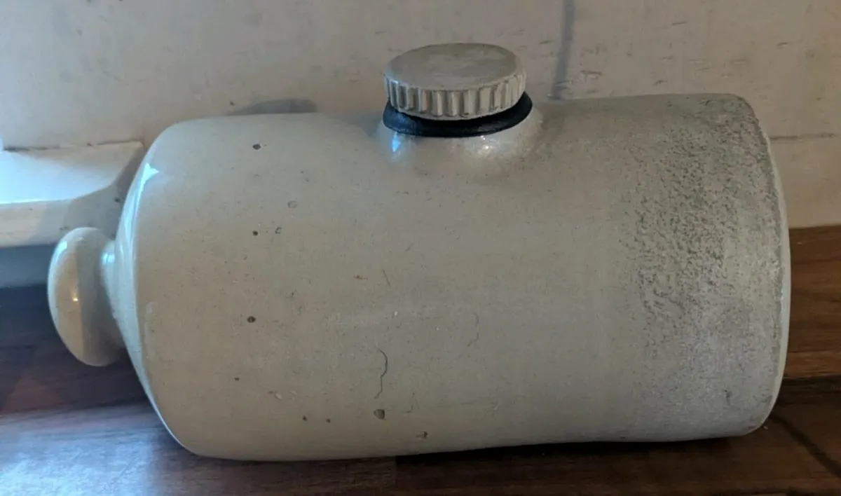 Antique hot water bottle 3 point - Image 1