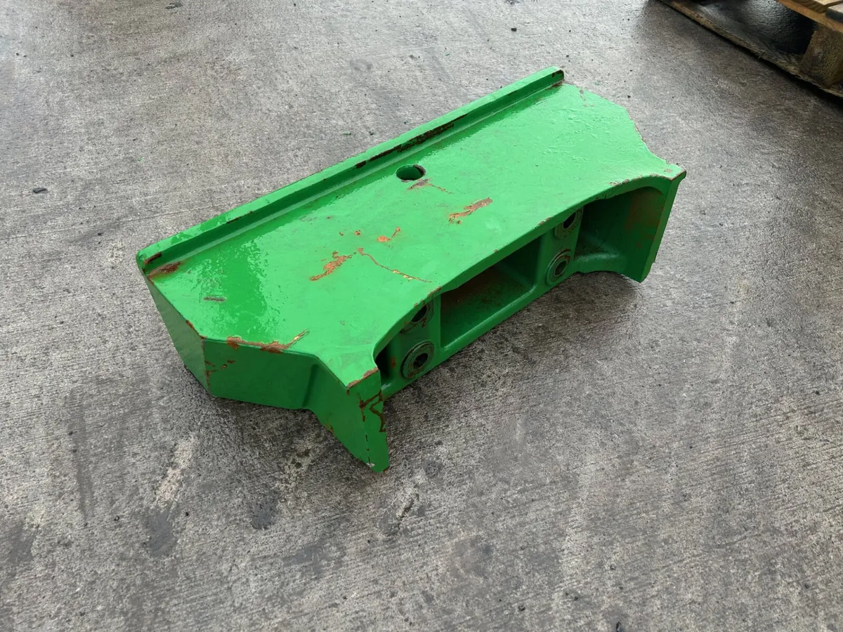110 KG John Deere Weight Carrier - Image 3