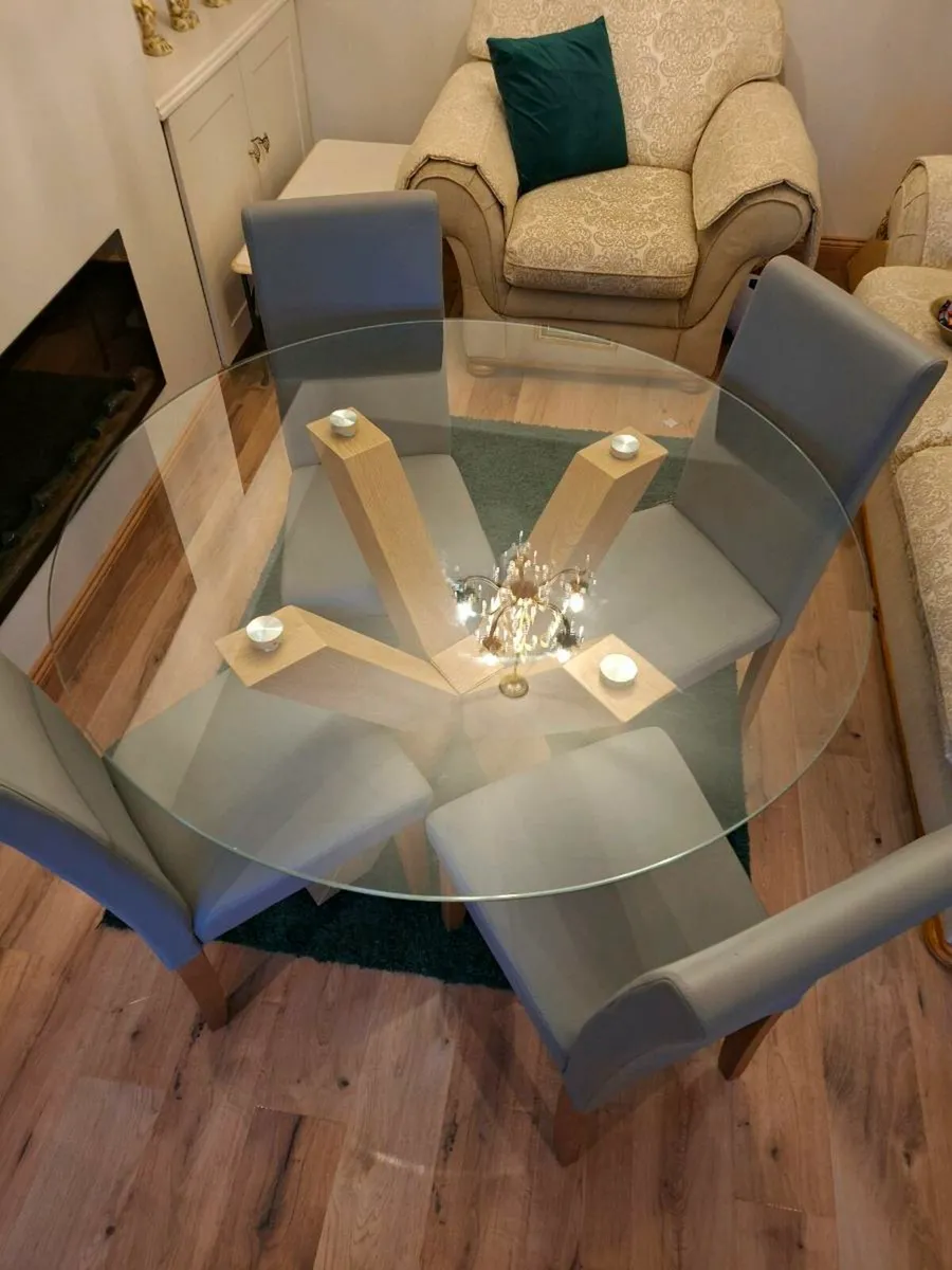 Glass table and 4 chairs - Image 2