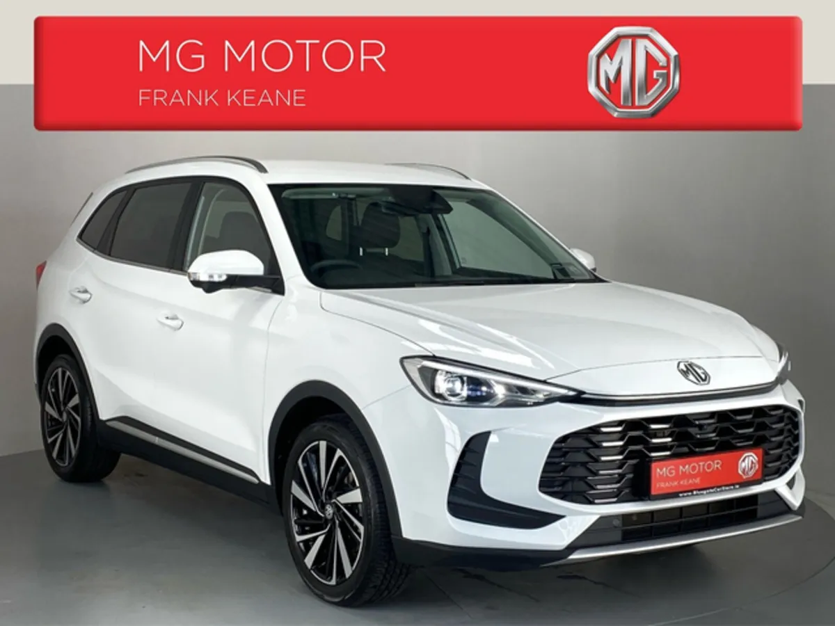 MG ZS EXCLUSIVE HEV**FULL BLACK LEATHER INTERIOR** - Image 1