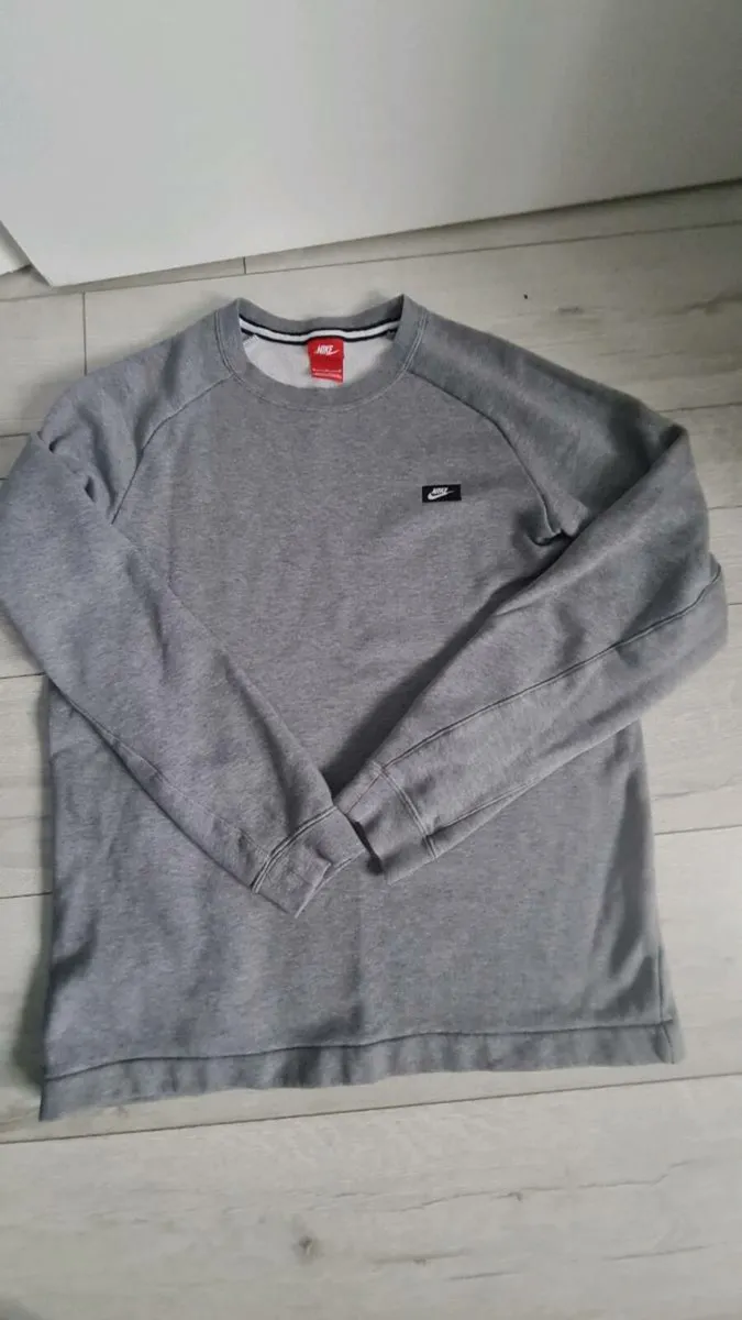 Nike jumper - Image 1