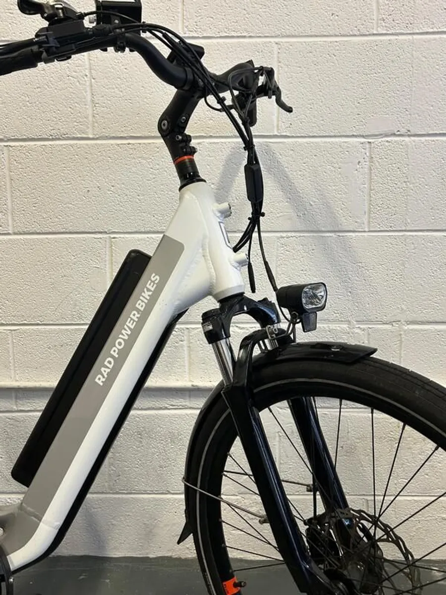 E-Bikes - 4 available - Image 3
