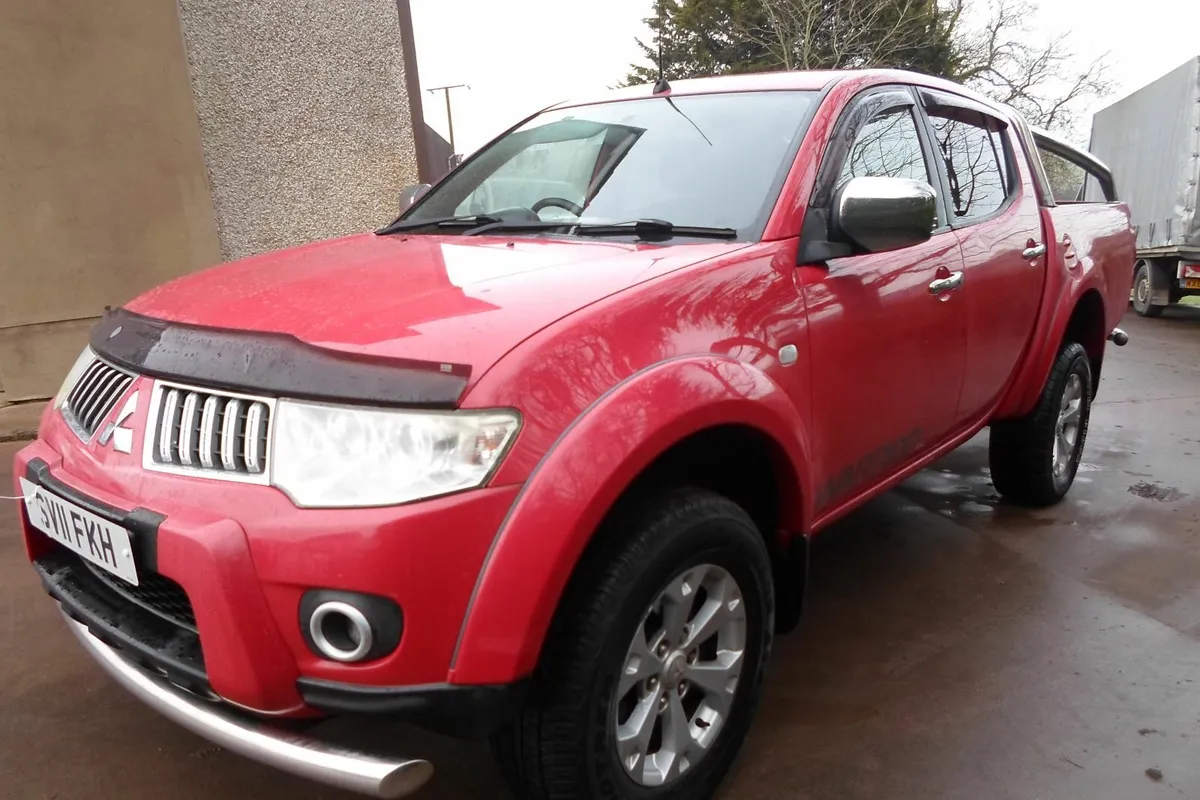 MITSUBUSHI L 200 - Image 2