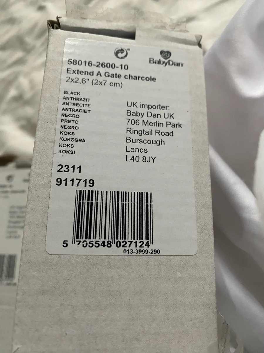 Baby Dan Safety Gates x2 plus extensions - Image 3