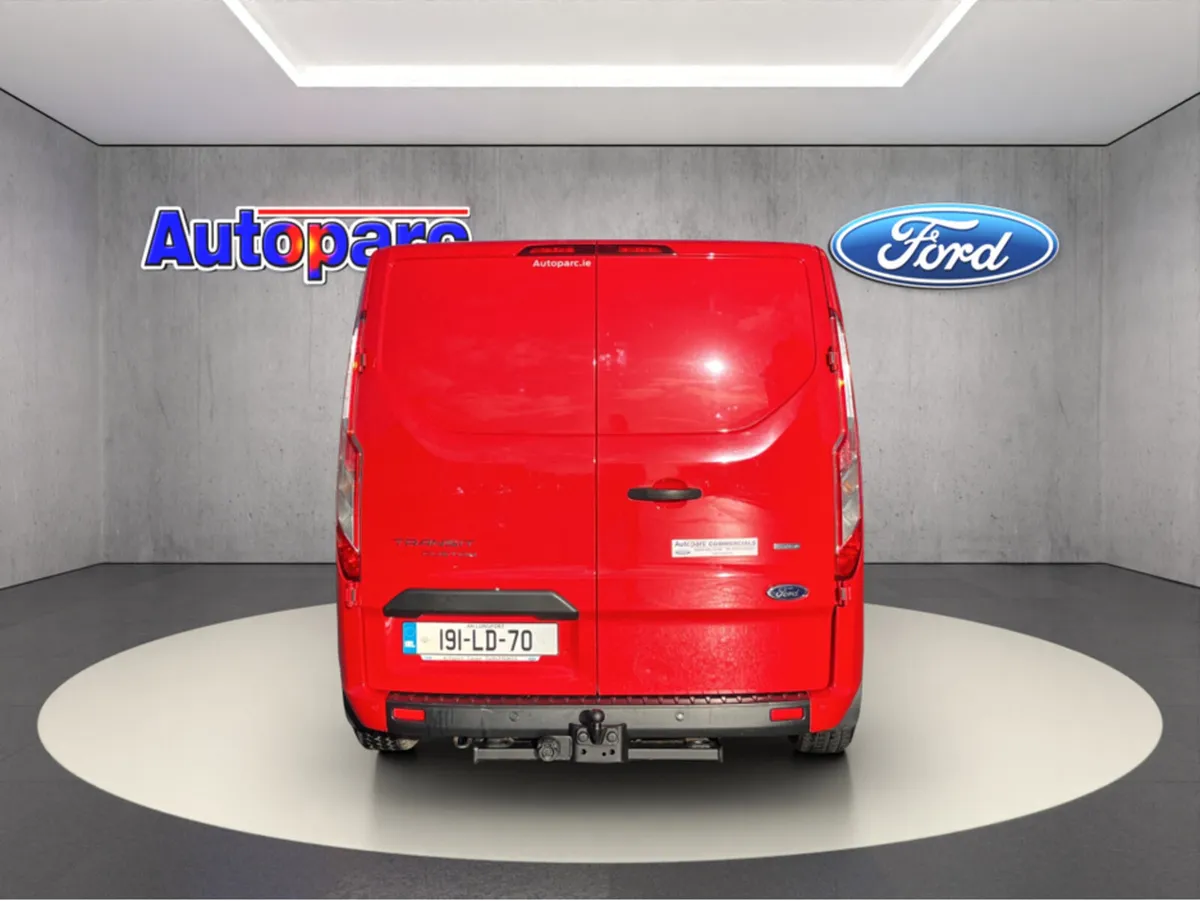 Ford Transit Custom 280 SWB TREND 2 2.0 130PS - Image 4