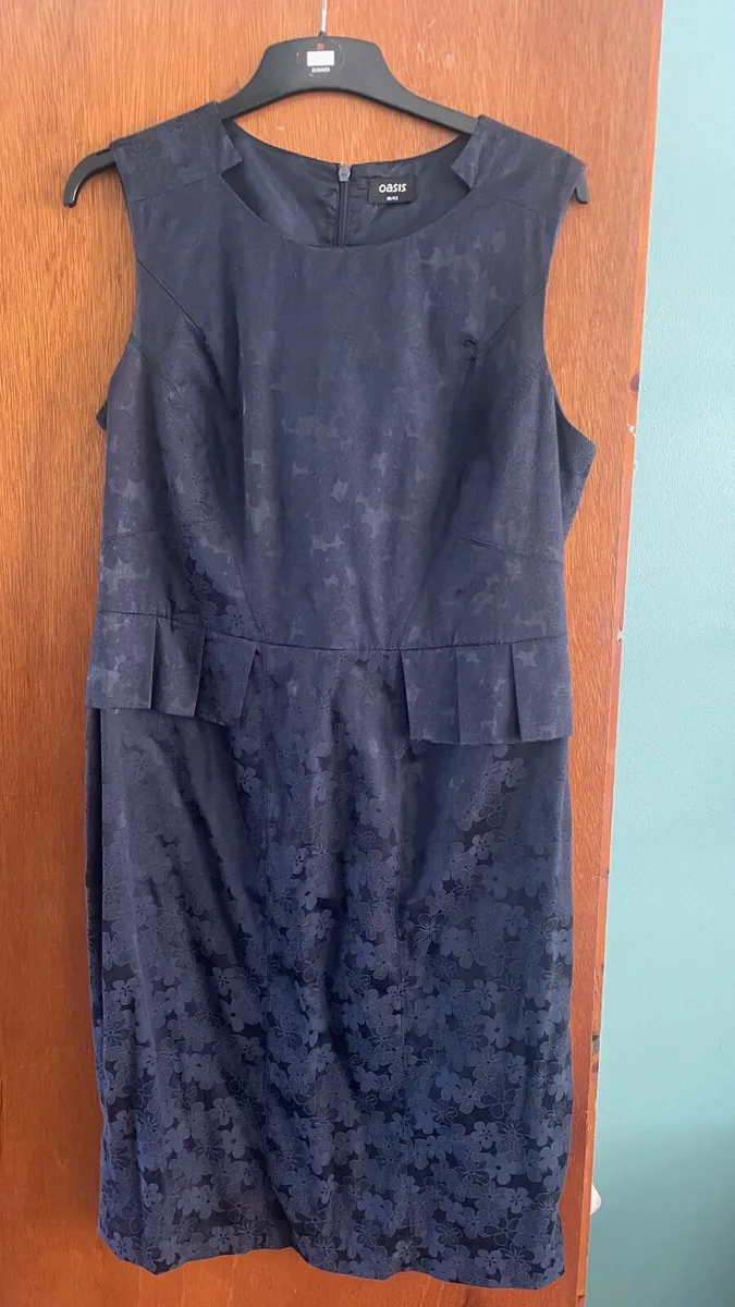 Navy dress - Image 2
