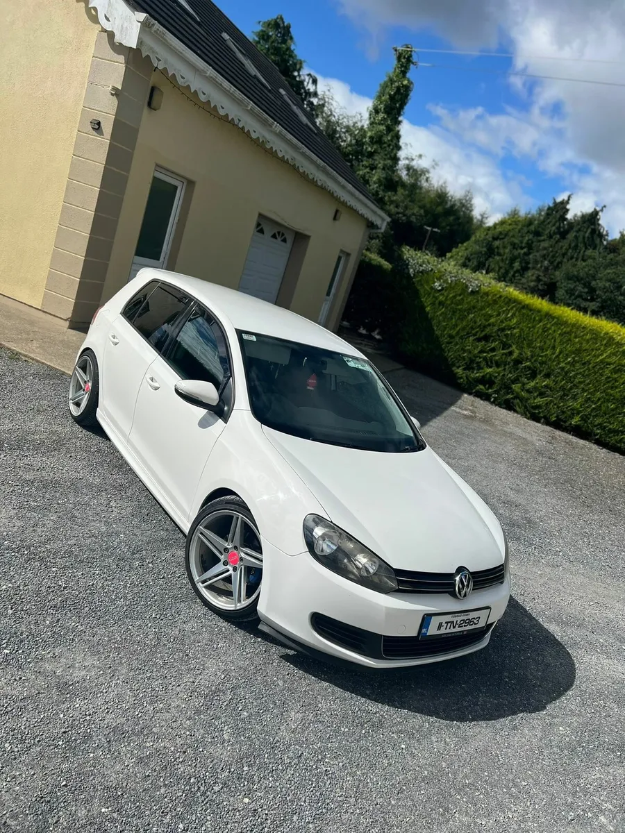 Volkswagen  golf - Image 2