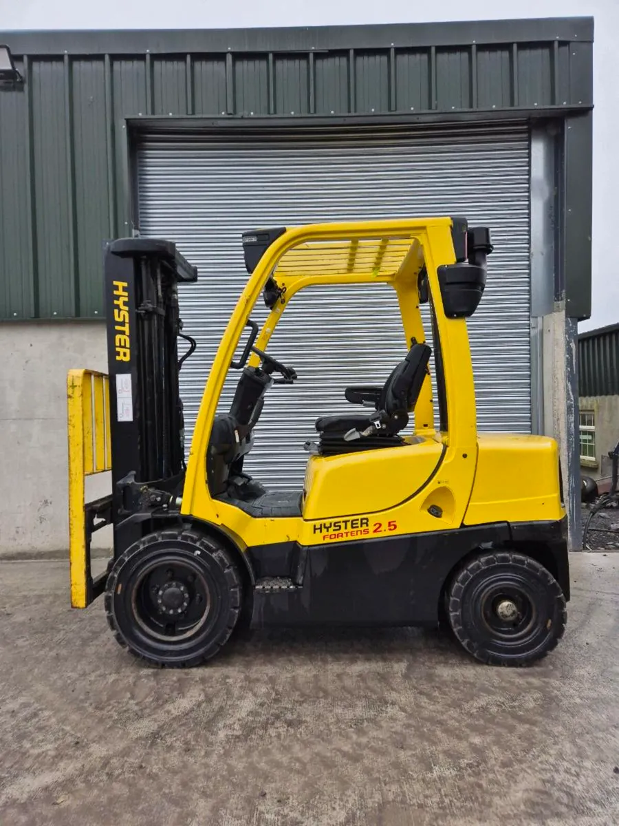 Hyster H2.5 FT Diesel forklift - Image 1