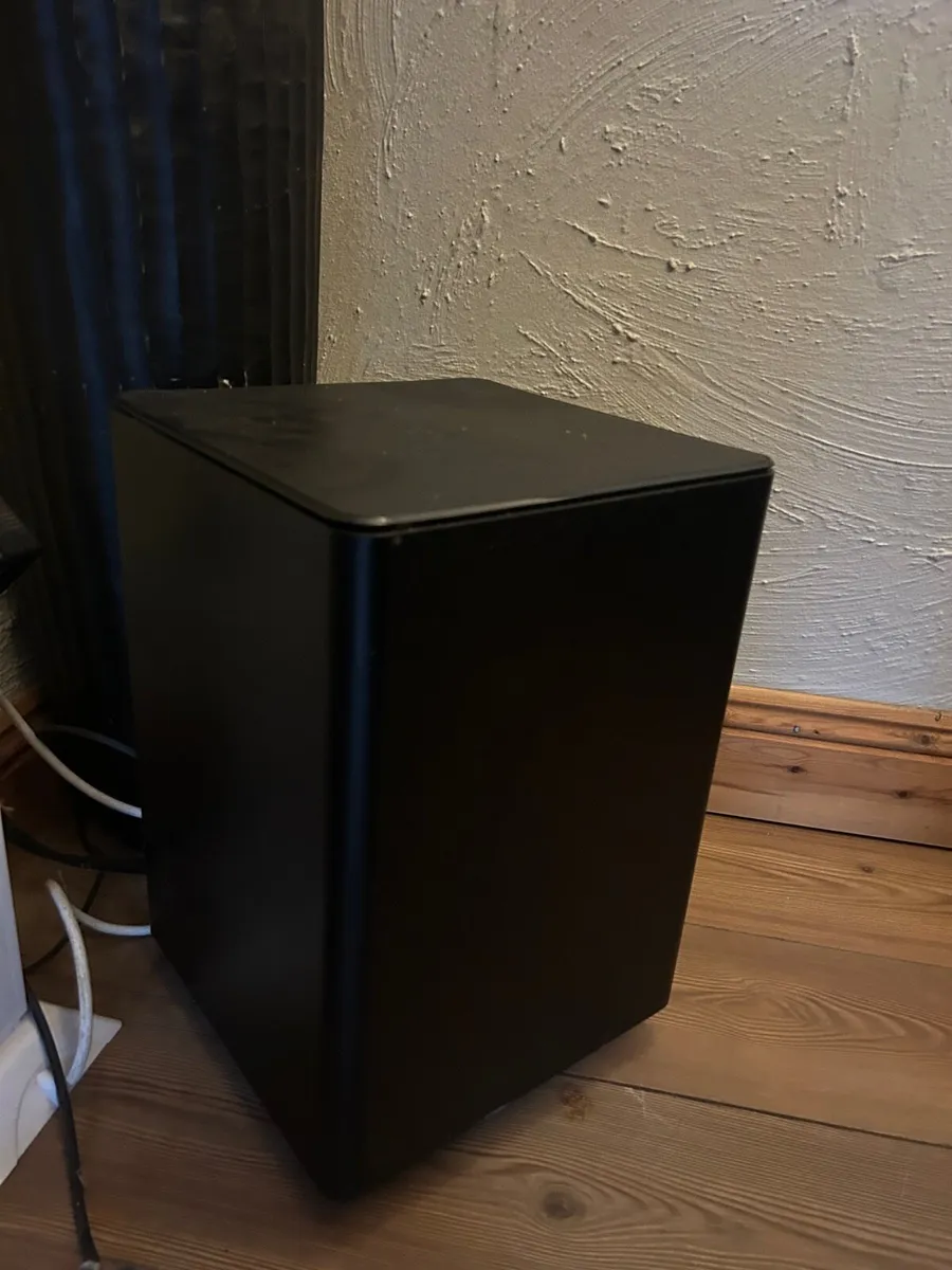 55” Sony Tv with Philips sound bar and base - Image 3