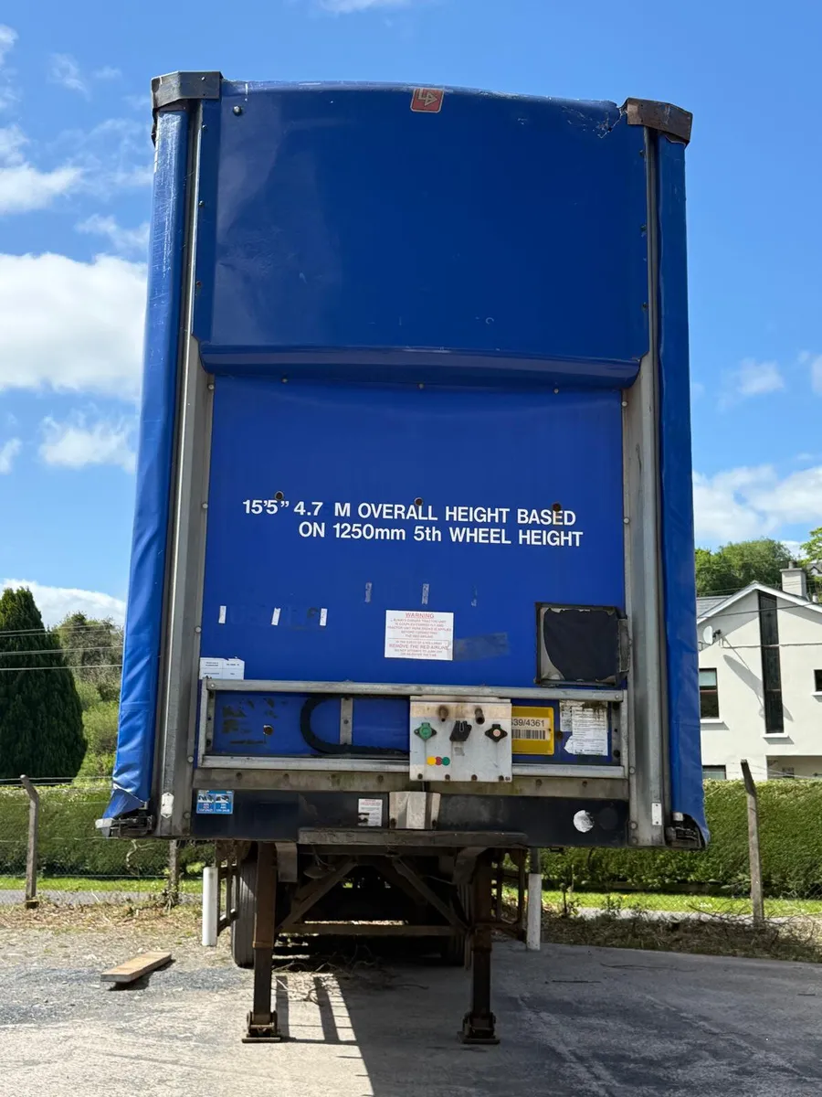 2012 SDC Trailer , Curtain Sider , 3 Axles , - Image 3