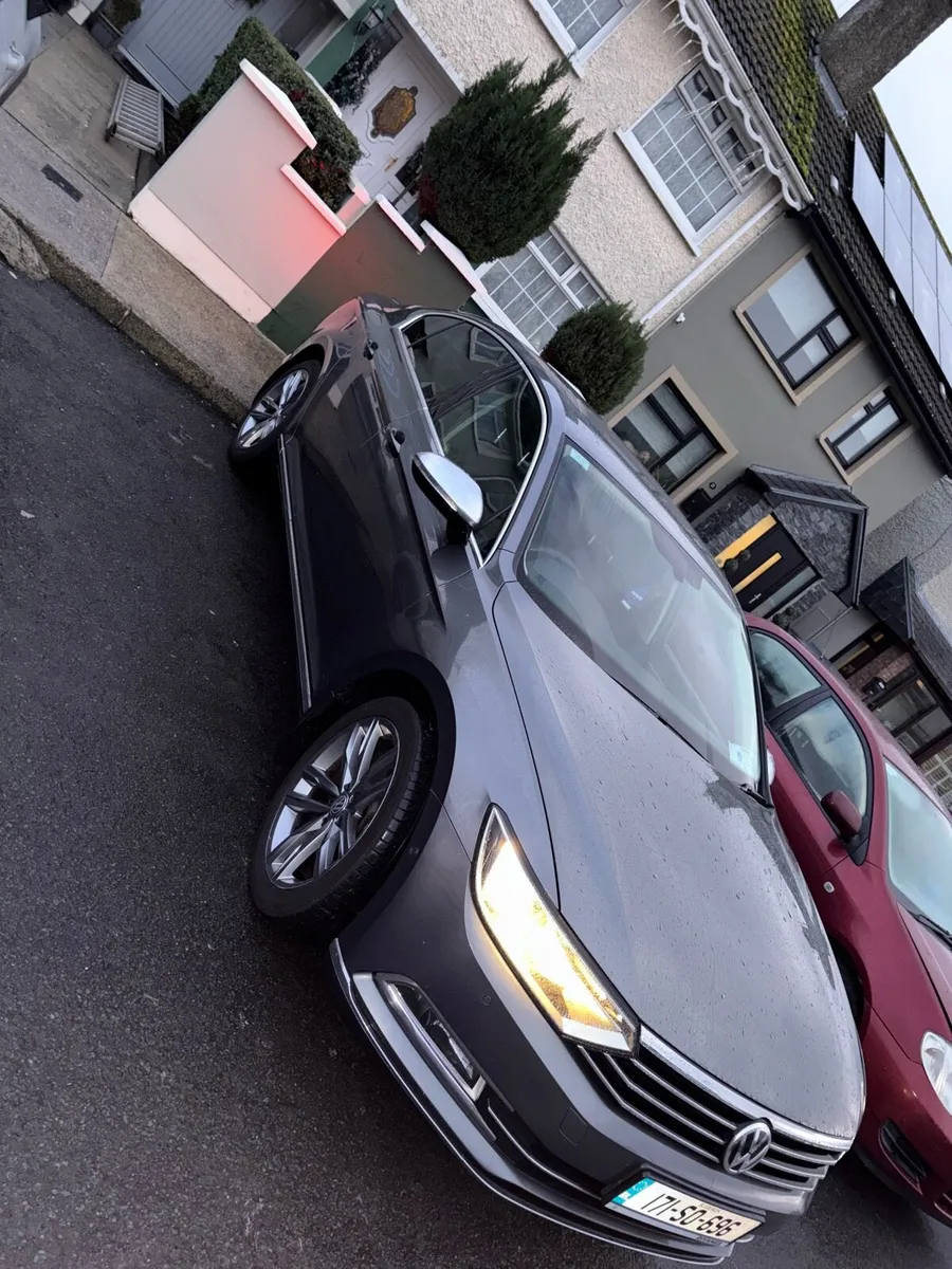2017 VW PASSAT HIGHLINE - Image 1