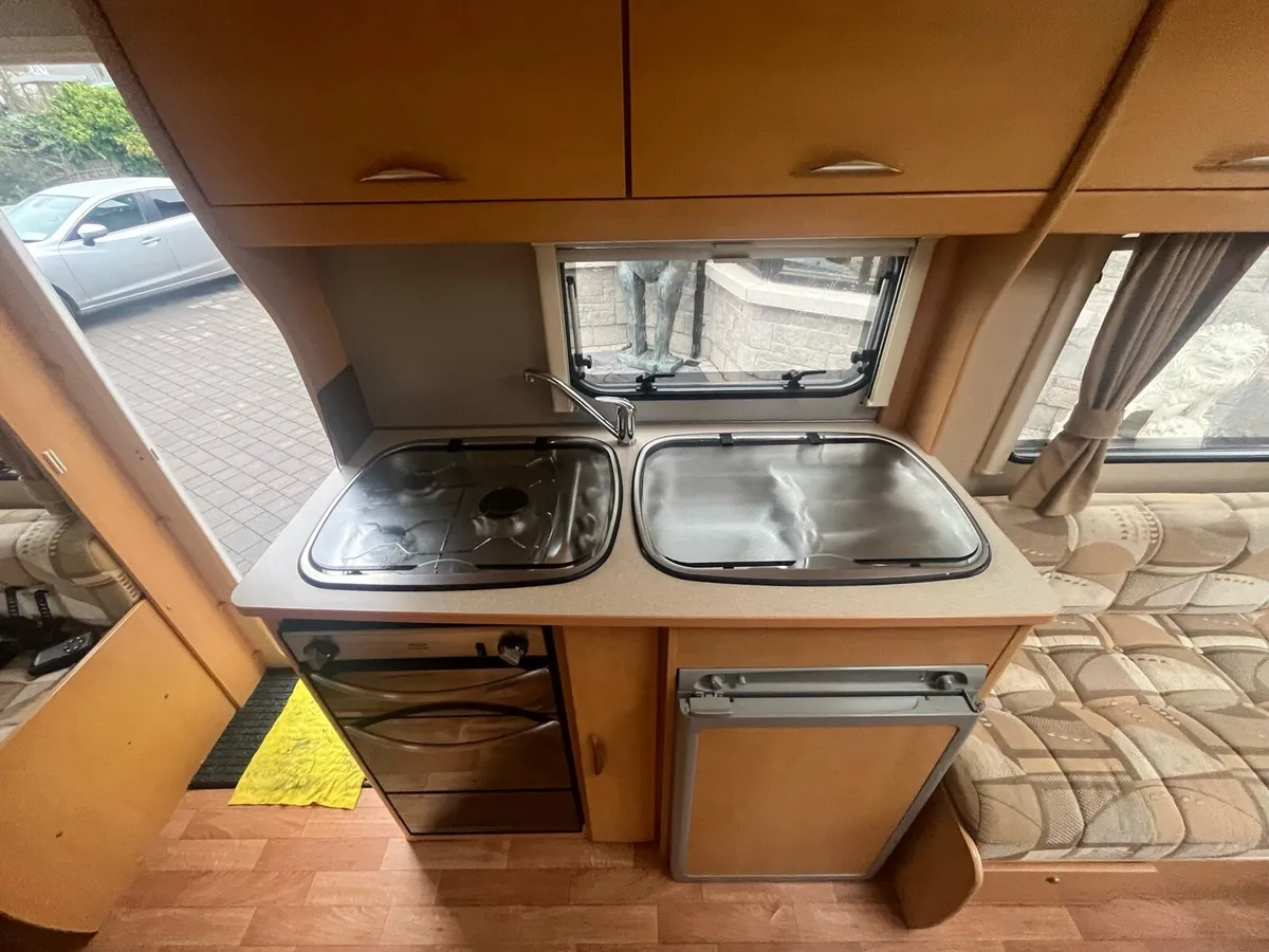 Elldis explore 495 *5 BERTH* - Image 4