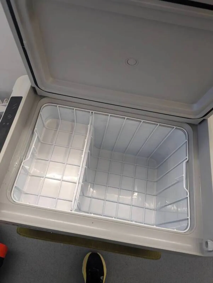 Dometic CFF 35 compressor cooler - Image 2