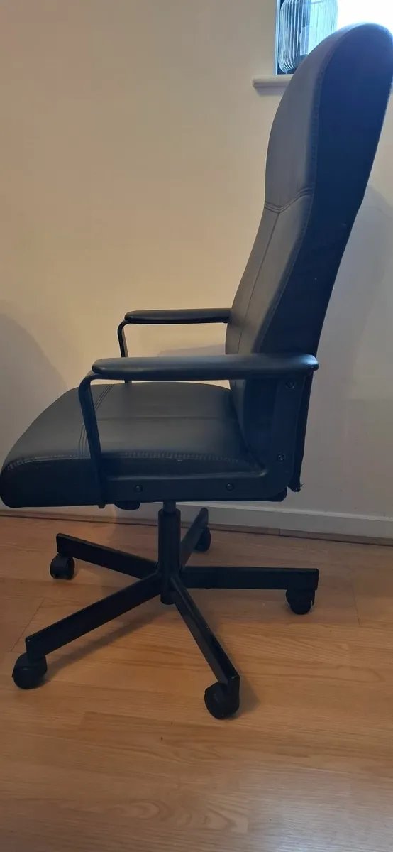 Office Chair - Image 4