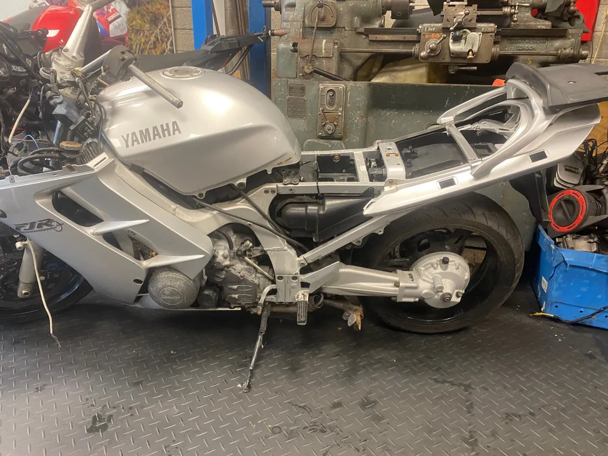 Yamaha fjr1300 - Image 1