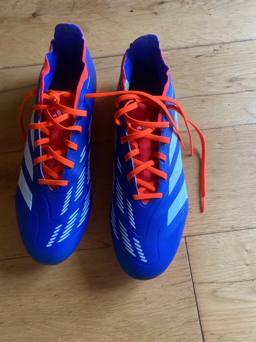 Football boots - Image 2