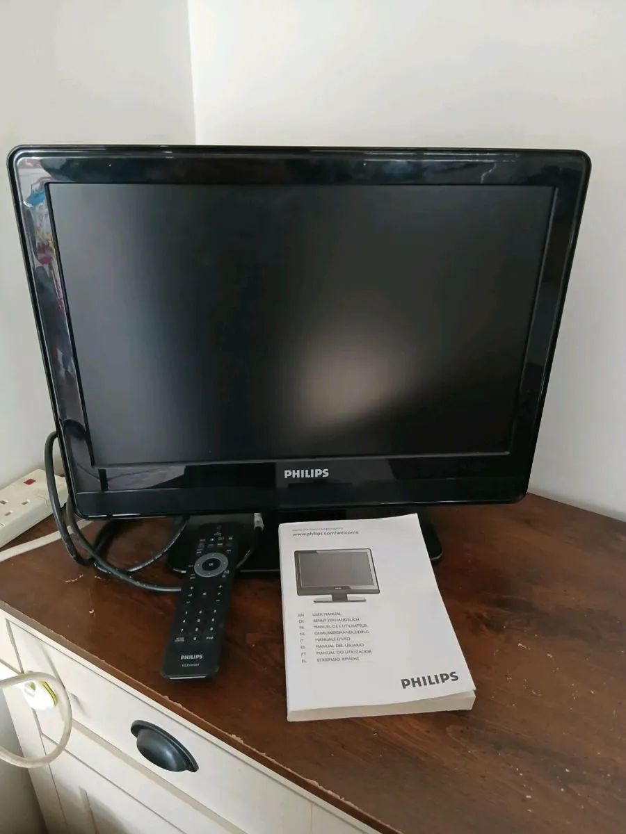 Phillips 19" tv - Image 2