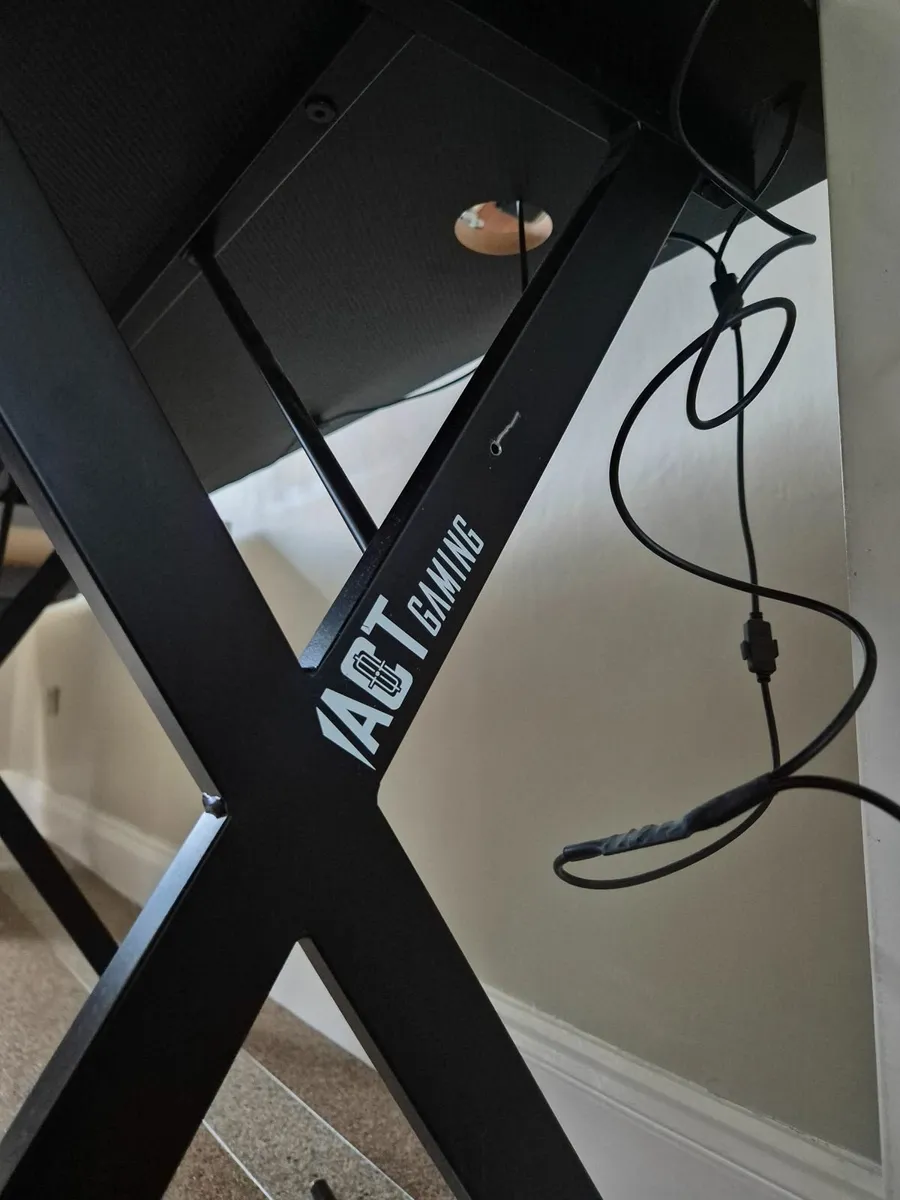 Gaming table - Image 4