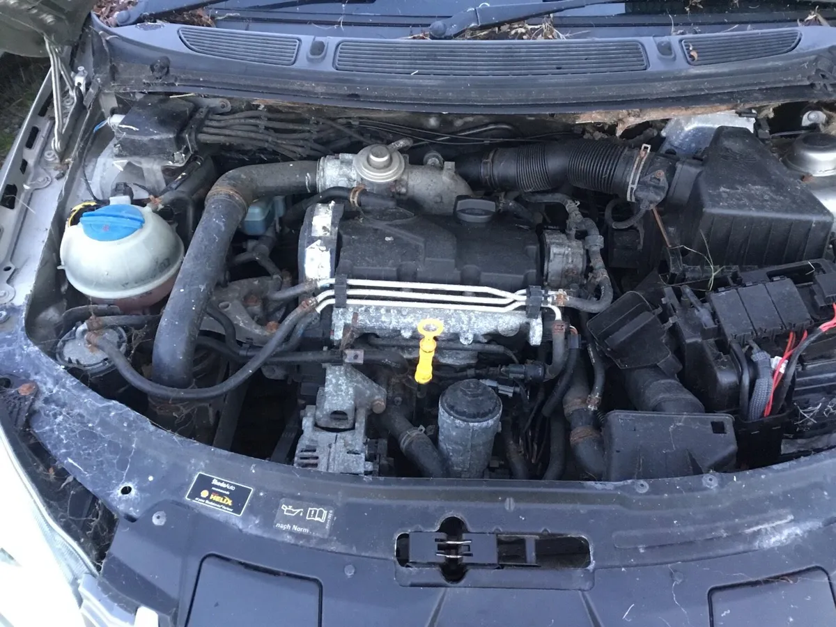 Skoda Roomsters, spares or repair - Image 2