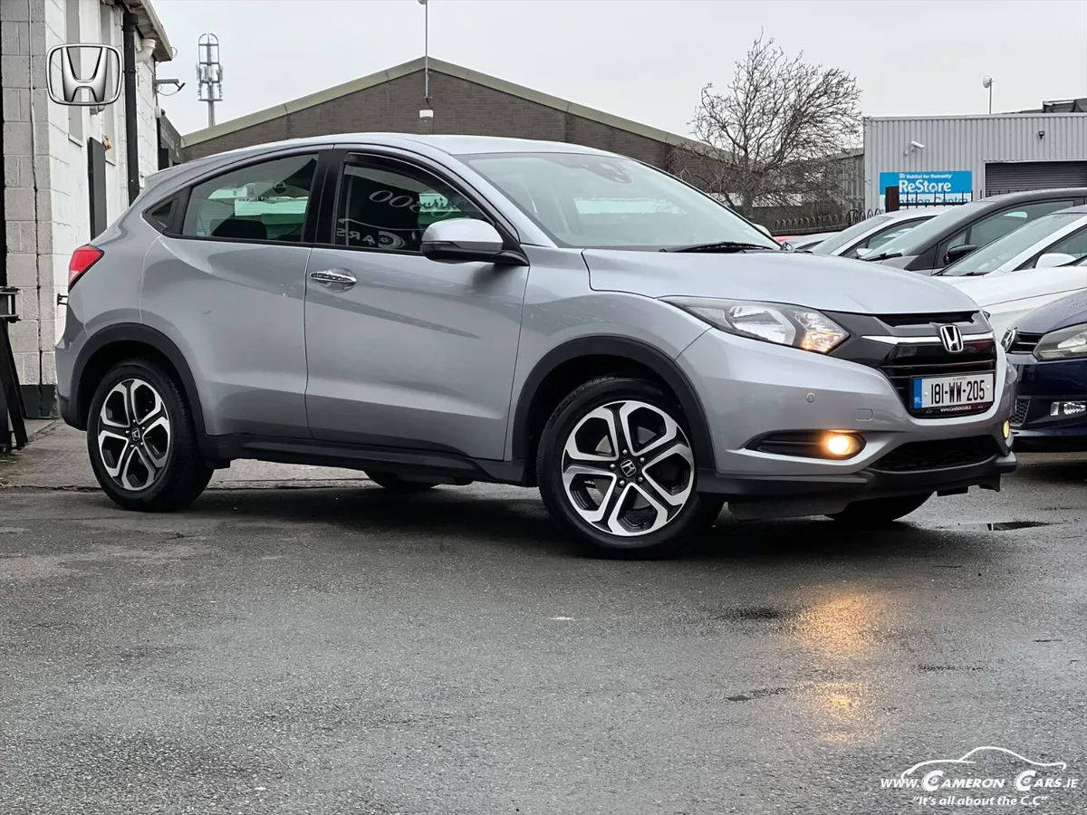 Honda HR-V 2018 LIKE NEW WITH ONLY 57000km - Image 4