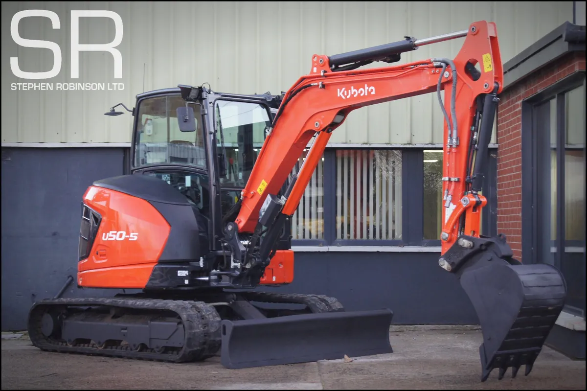 2021 Kubota U27-4 - Image 1