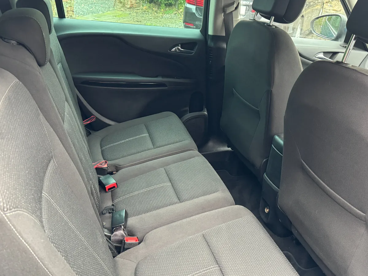 2015 Vauxhall Zafira 2.0 SRI - Image 4